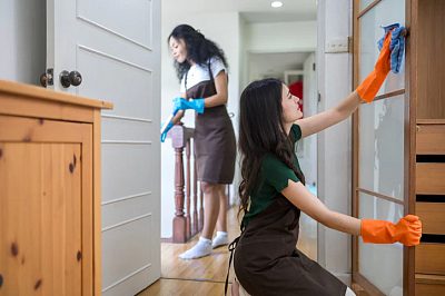 Екип за поддръжка на домакини